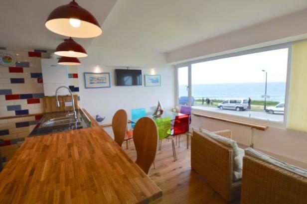 Foreshore At Fistral New Quay Exterior foto